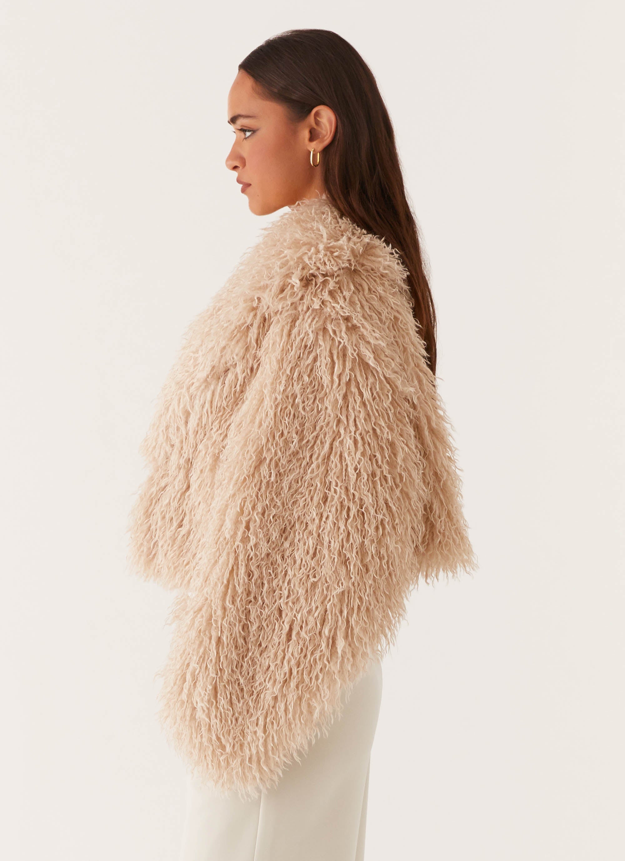 Virginia Cropped Faux Fur Jacket - Taupe